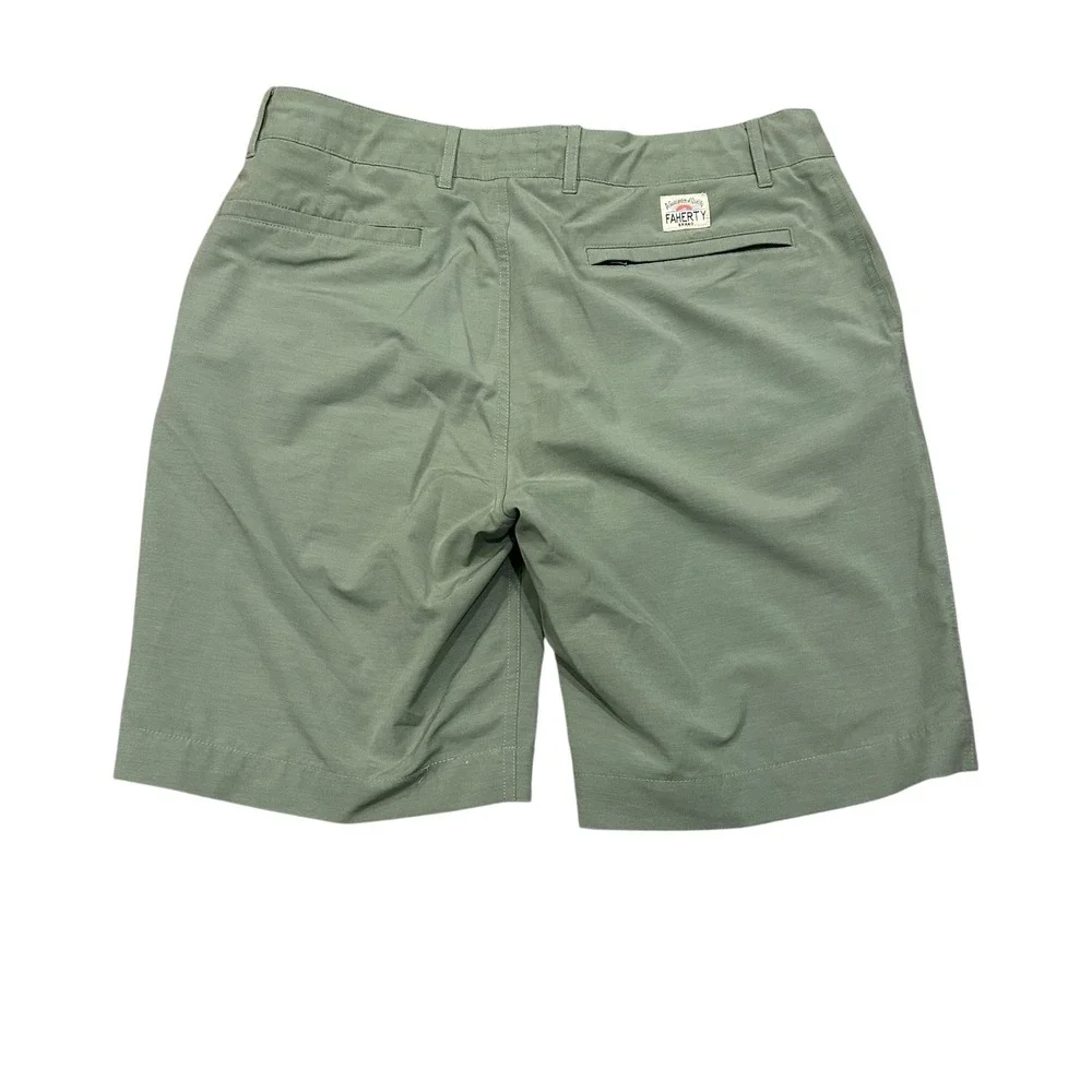 Faherty All Day Shorts Men's 33 Sage Green Casual Flat Front Lightweight